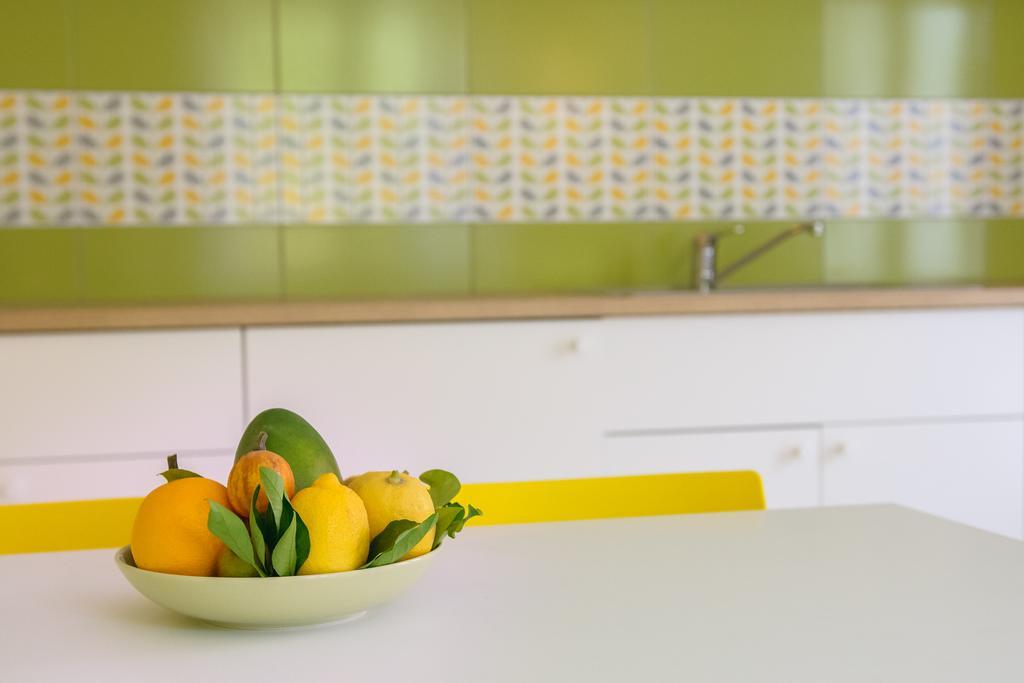 Studio And Apartment Nadia With Garden Πόρετς Εξωτερικό φωτογραφία